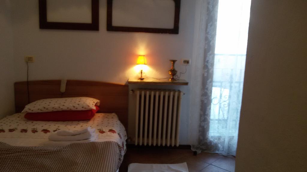 Villa Fiorita Monfalcone Room photo